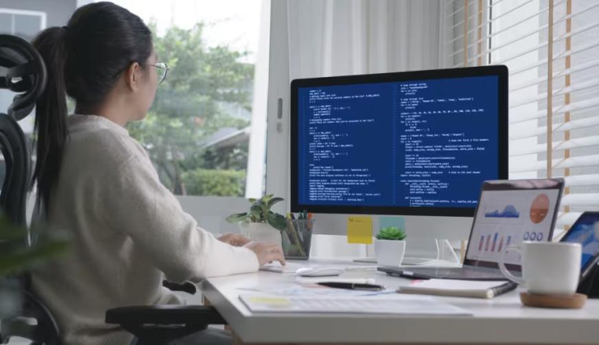 智慧零售新基建：聂拉木县软件开发公司如何构建全渠道商业操作系统？